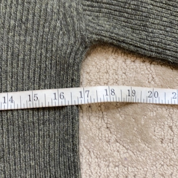 Everlane cashmere funnel neck ribbed knit sweater - Picture 4 of 9